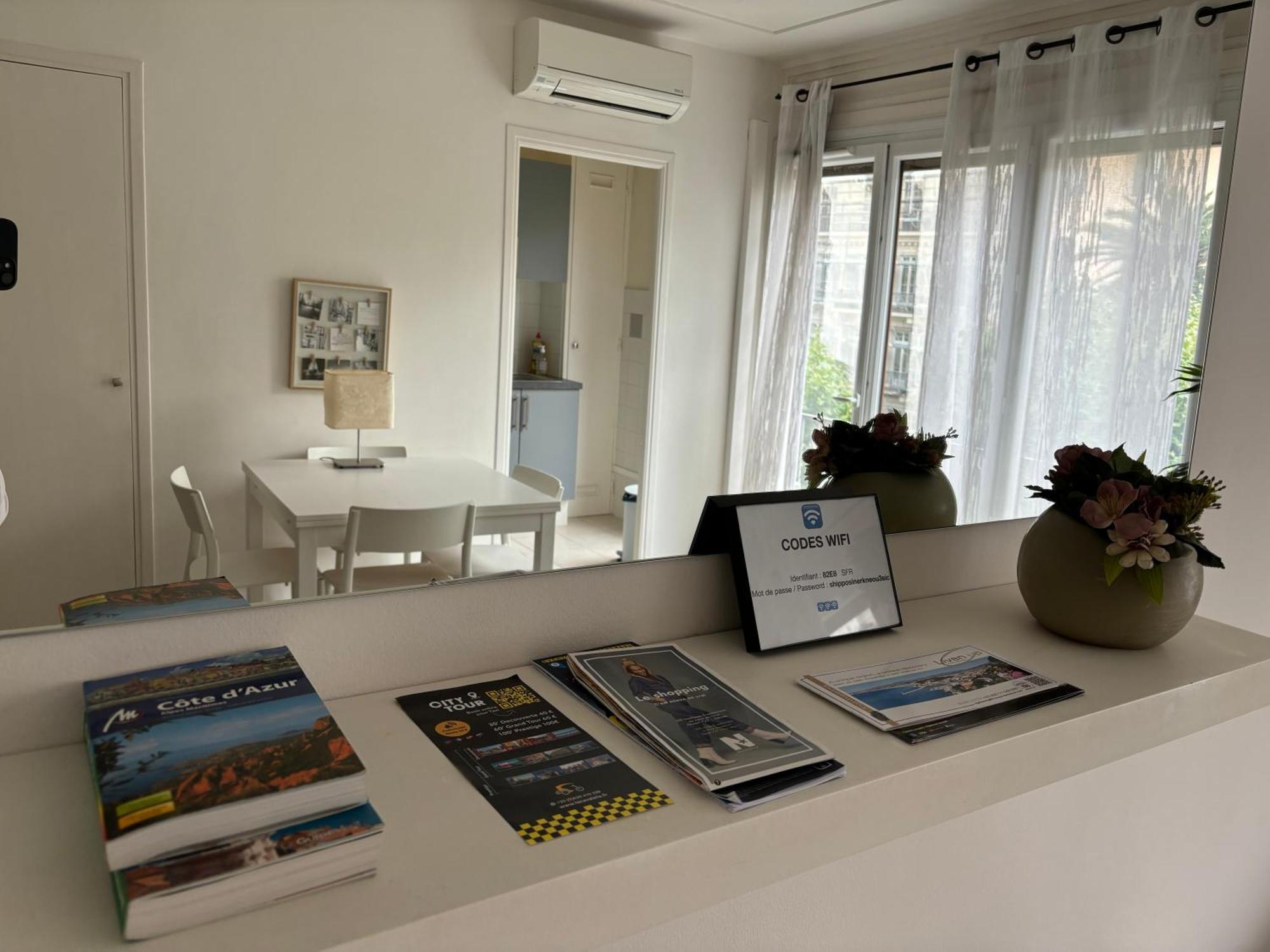Bel Appartement De Gill Centre Ville ניס מראה חיצוני תמונה